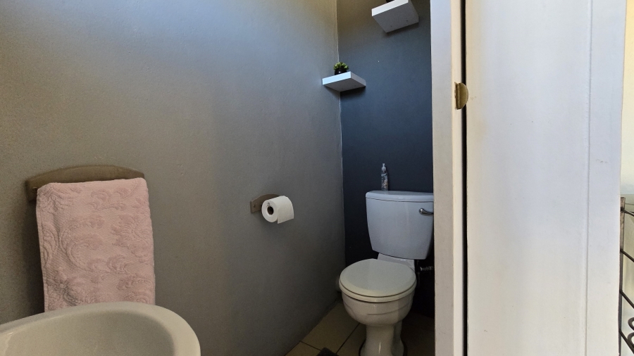 3 Bedroom Property for Sale in Vredenburg Western Cape